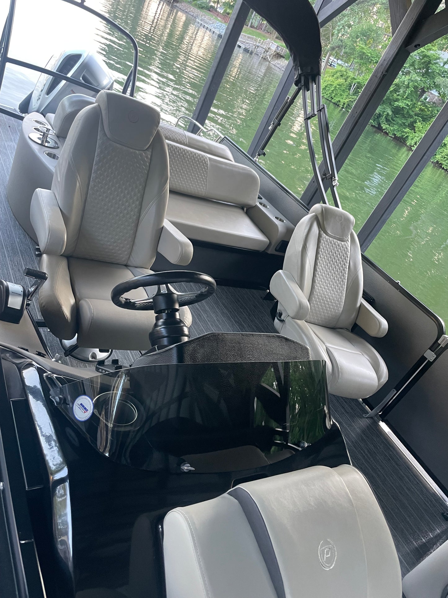 TOP DAWG MARINE DETAIL
