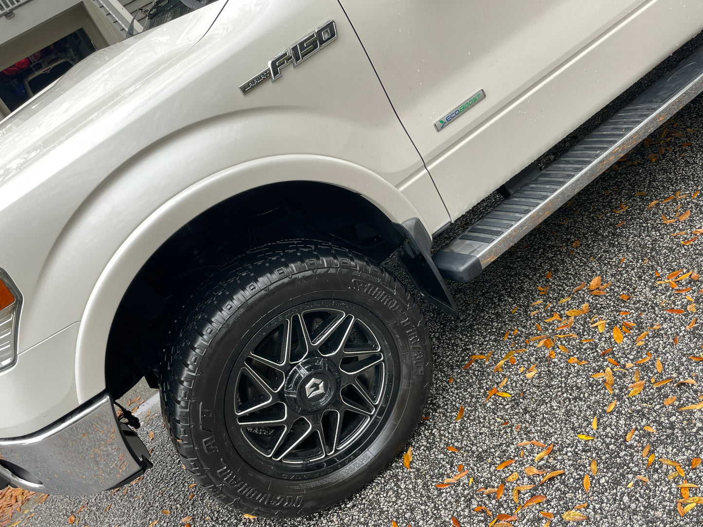 "Little Dawg" exterior