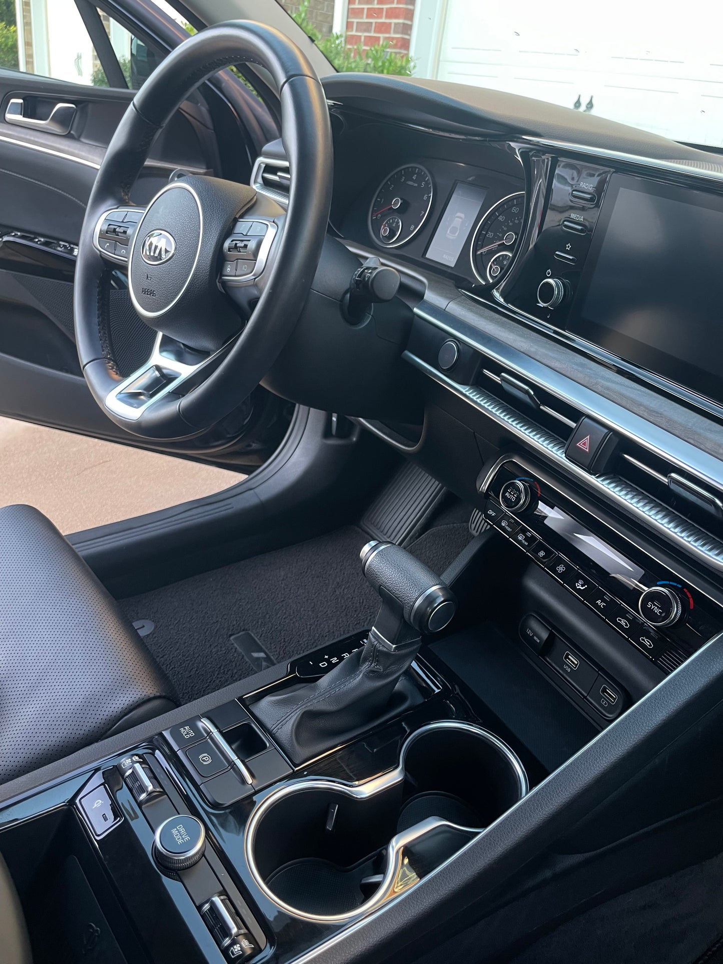 Little Dawg Interior