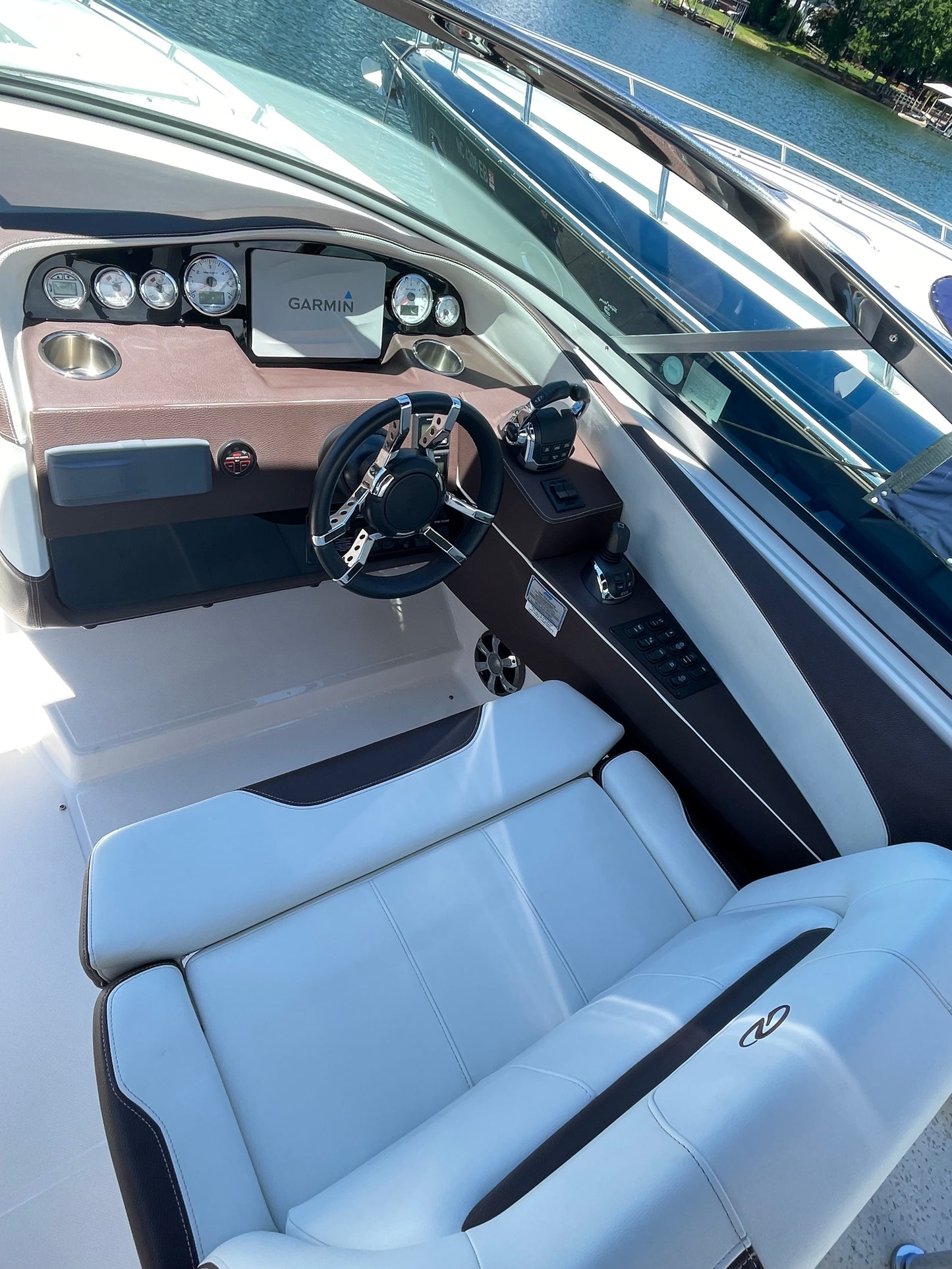TOP DAWG MARINE DETAIL